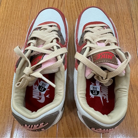 Women’s Nike Air Max 90 - Picture 4 of 6